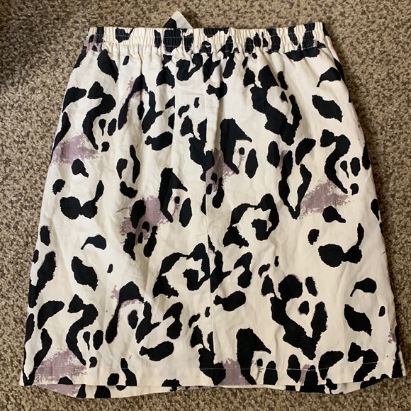 Mo Vint linen leopard print wrap skirt - Picture 3 of 6